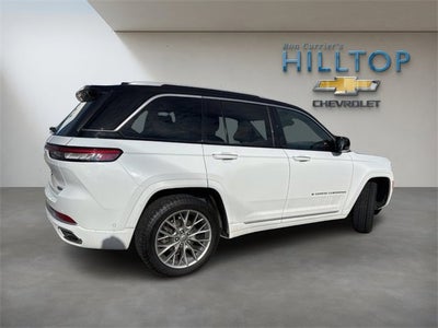 2022 Jeep Grand Cherokee Summit