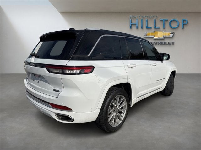 2022 Jeep Grand Cherokee Summit