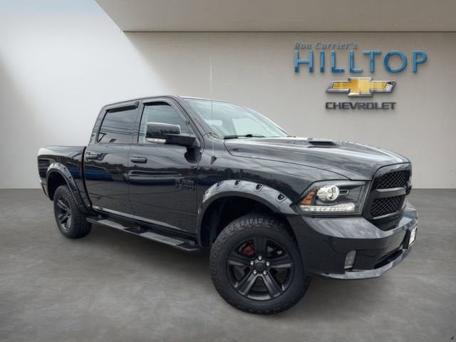 2017 RAM 1500 Night 4x4 Crew Cab 5'7's photo