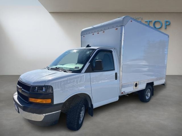 2023 Chevrolet Express Cutaway 3500 1WT
