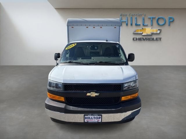 2023 Chevrolet Express Cutaway 3500 1WT