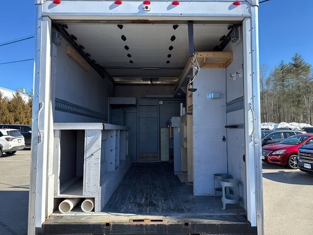 2023 Chevrolet Express Cutaway 3500 1WT