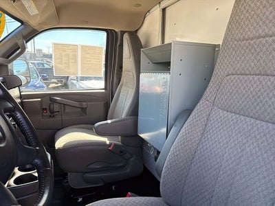 2023 Chevrolet Express Cutaway 3500 1WT