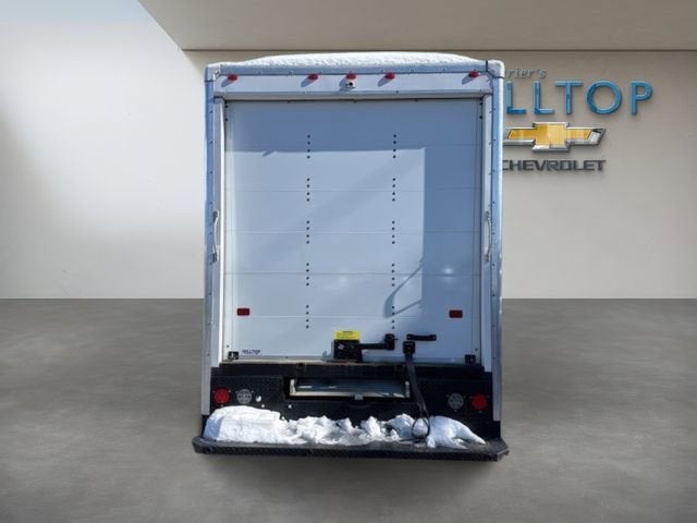 2023 Chevrolet Express Cutaway 3500 1WT