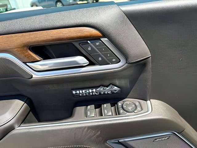 2022 Chevrolet Silverado 1500 High Country