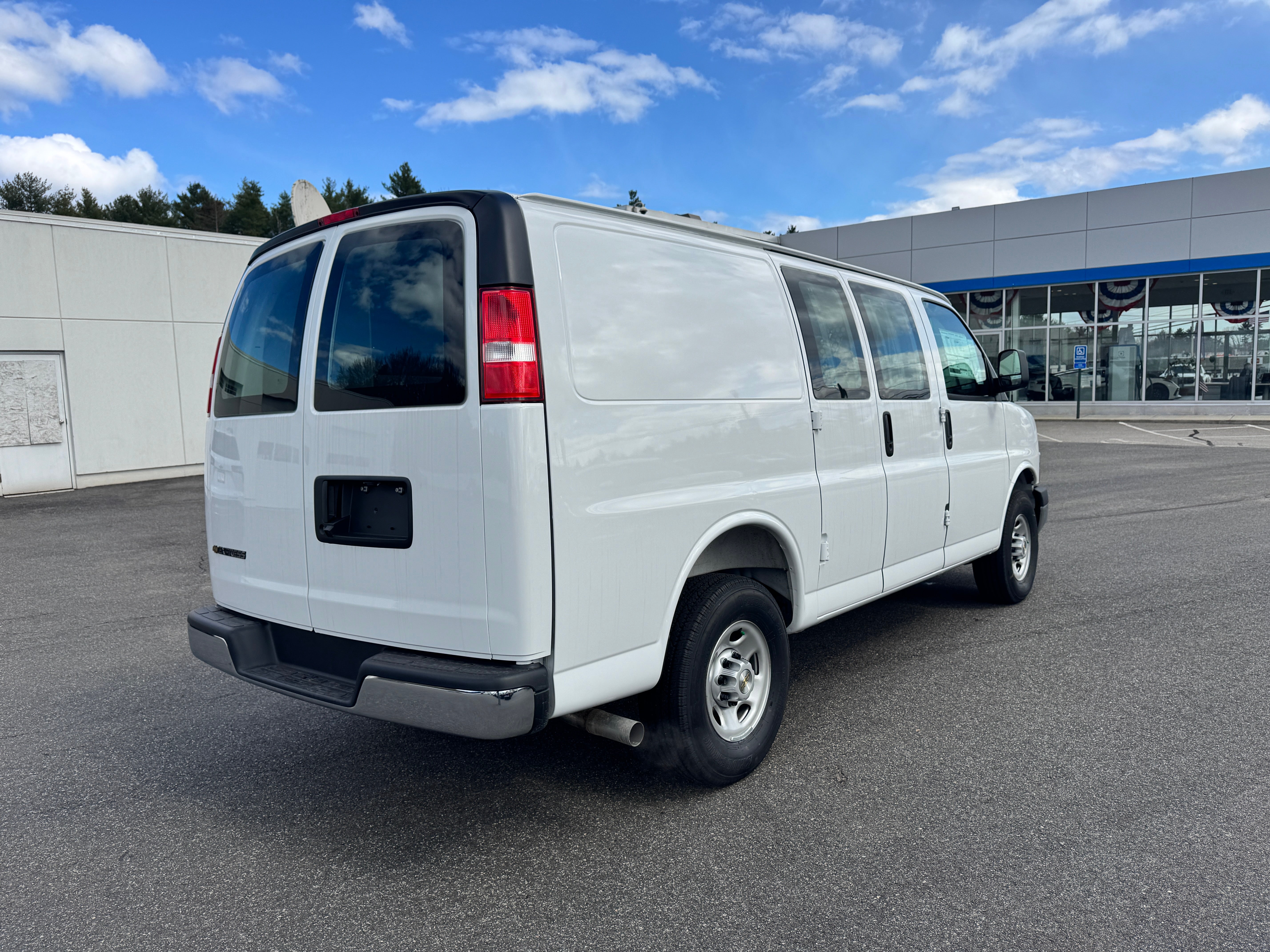 2026 Chevrolet Express Cargo WT