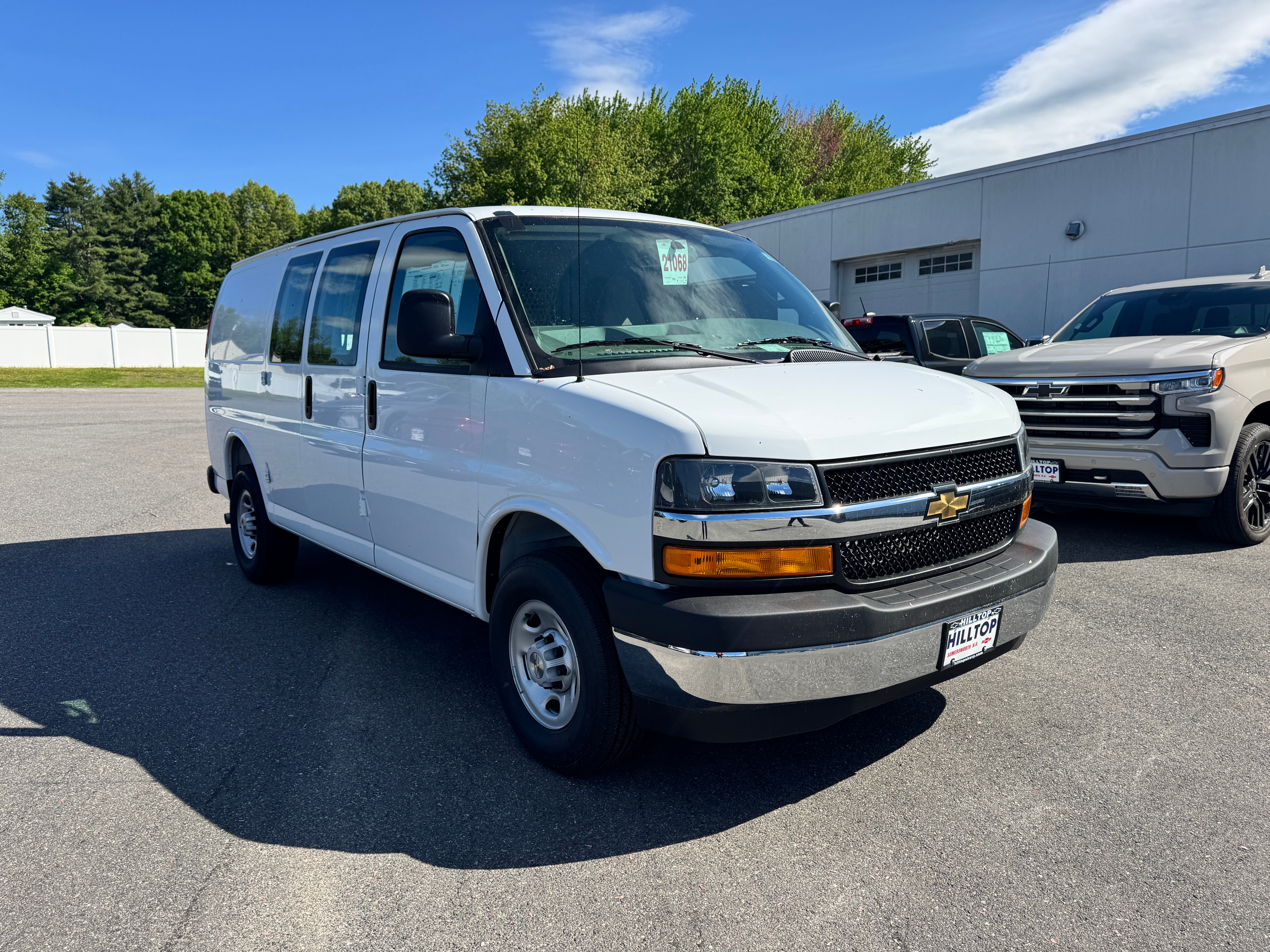2026 Chevrolet Express Cargo WT