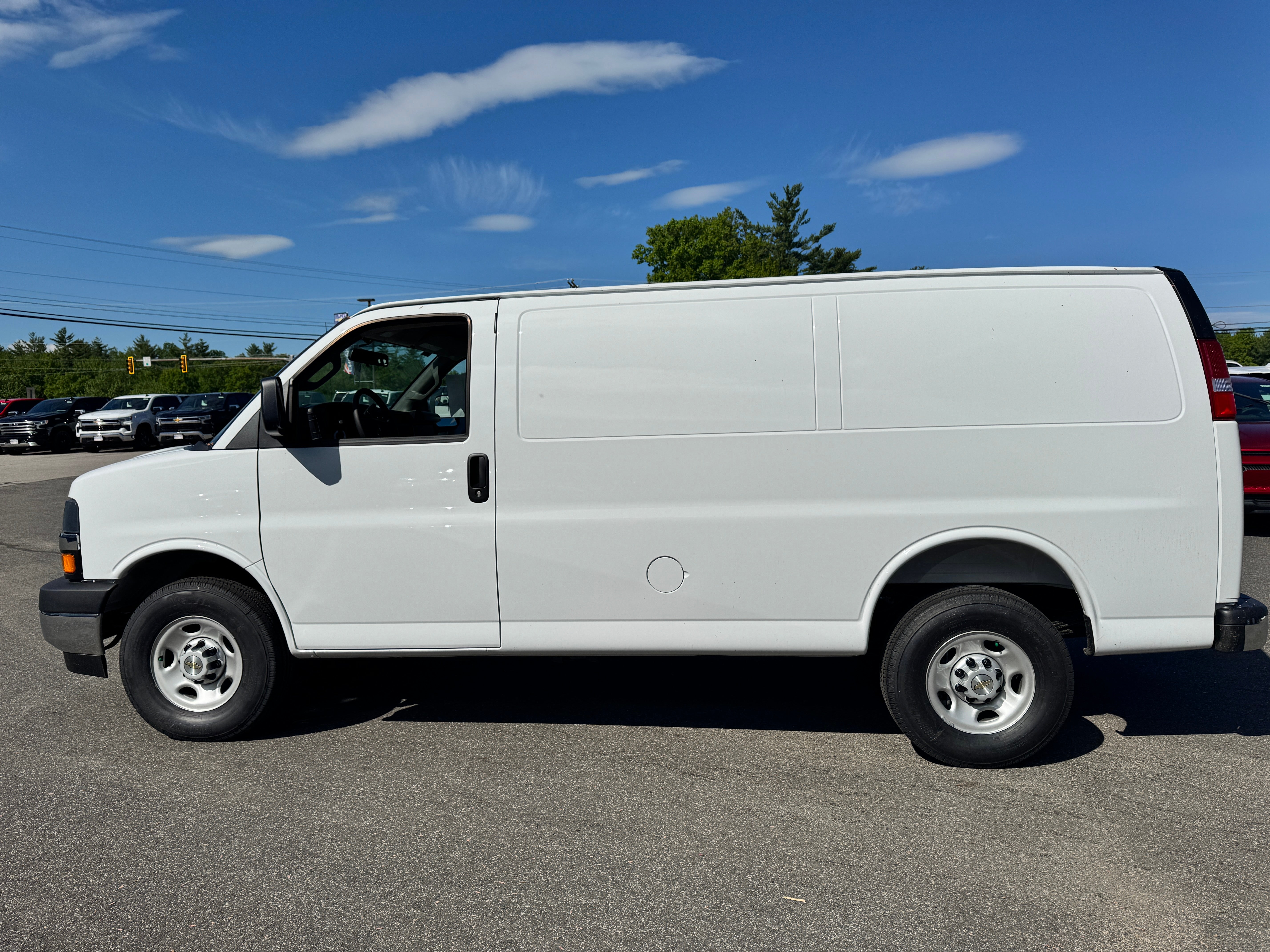2026 Chevrolet Express Cargo WT