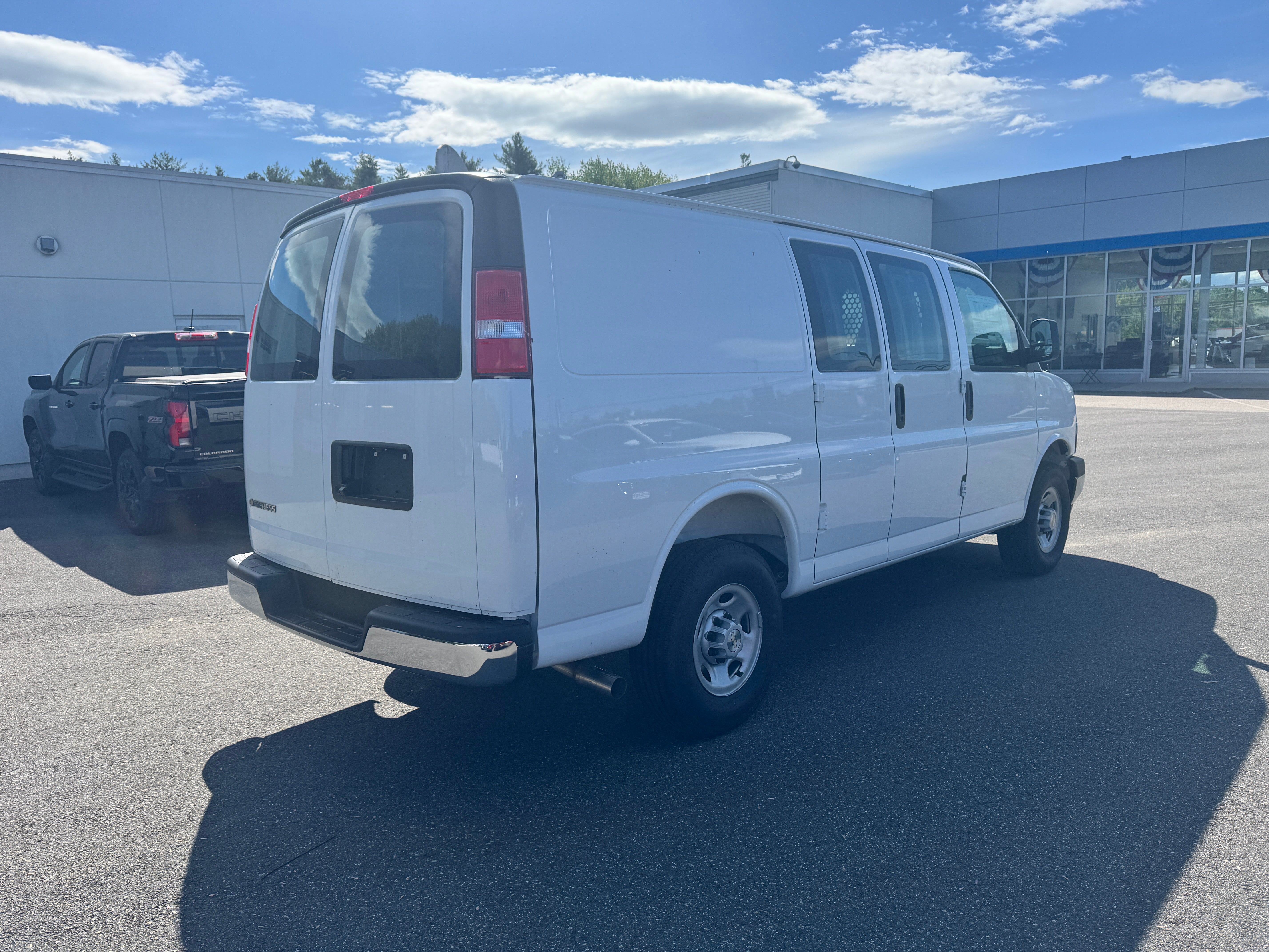 2026 Chevrolet Express Cargo WT
