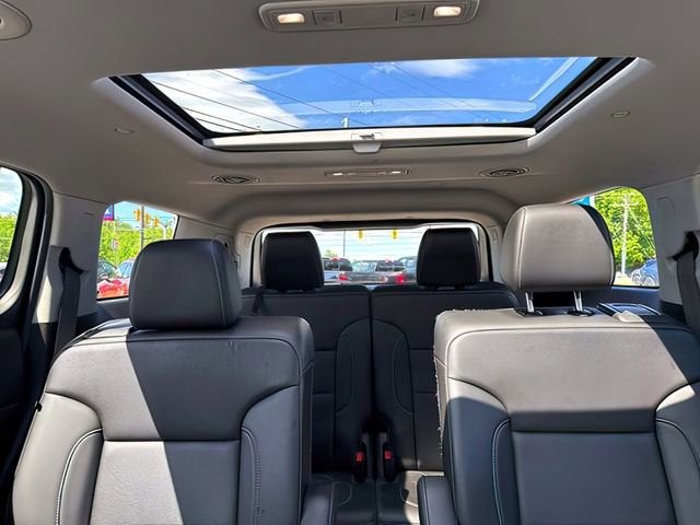 2021 GMC Acadia SLT