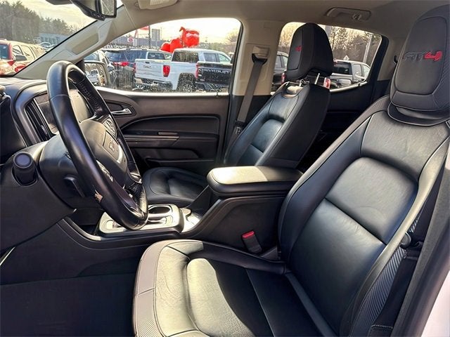 2022 GMC Canyon AT4 - Leather