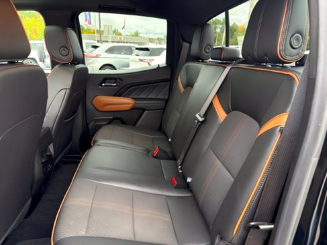 2023 GMC Canyon 4WD AT4