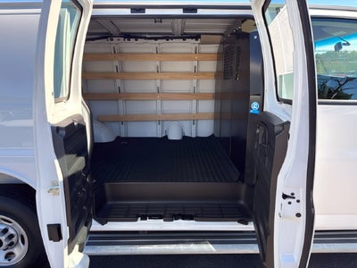 2025 GMC Savana Cargo Work Van