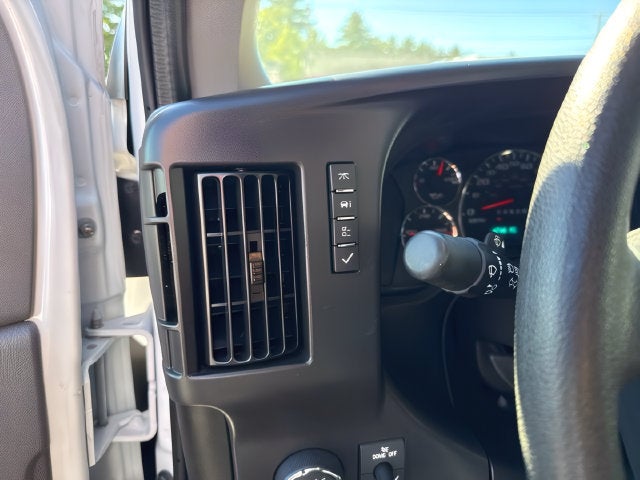2025 GMC Savana Cargo Work Van