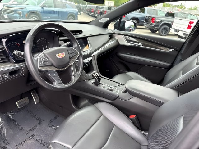 2022 Cadillac XT5 AWD Sport