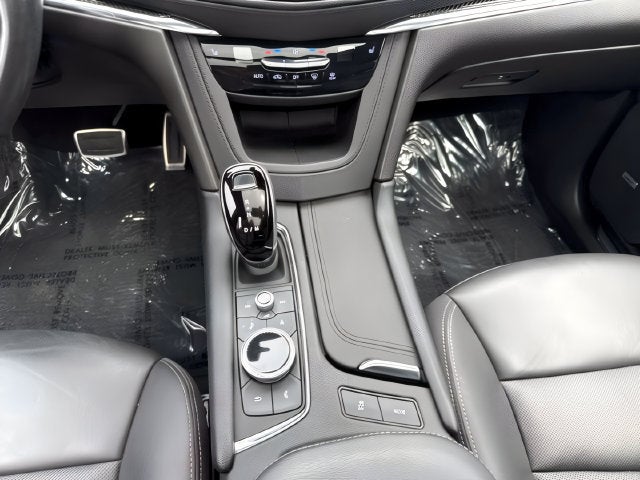 2022 Cadillac XT5 AWD Sport