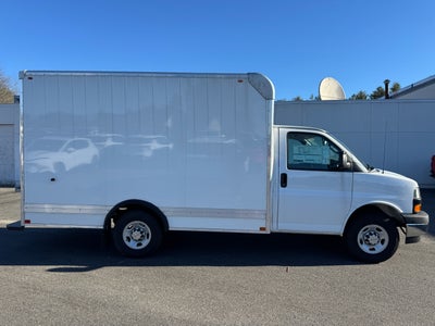 2024 Chevrolet Express Cutaway 3500 1WT