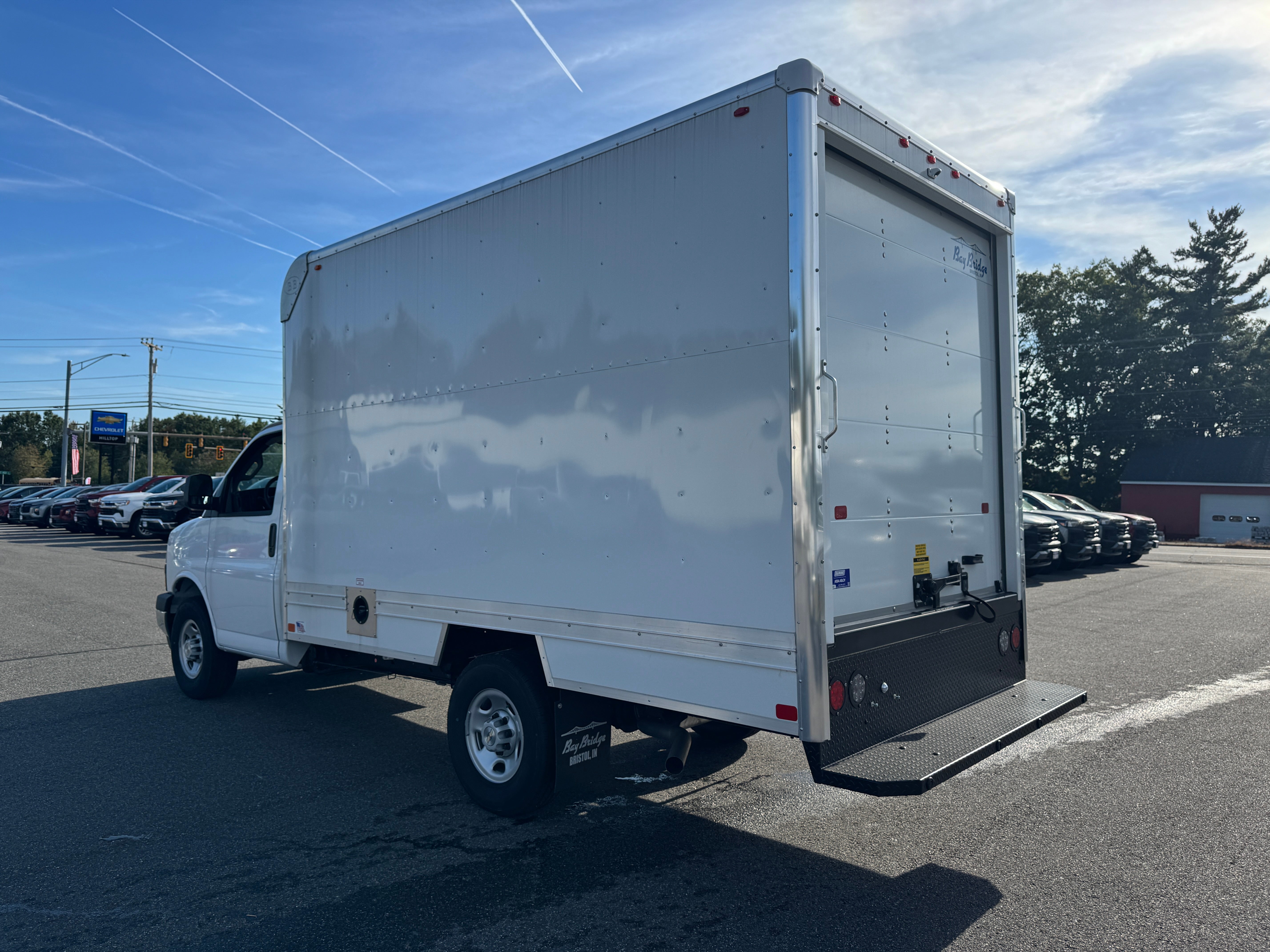 2024 Chevrolet Express Cutaway 3500 1WT