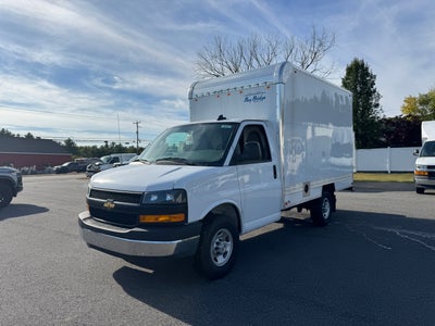 2024 Chevrolet Express Cutaway 3500 1WT