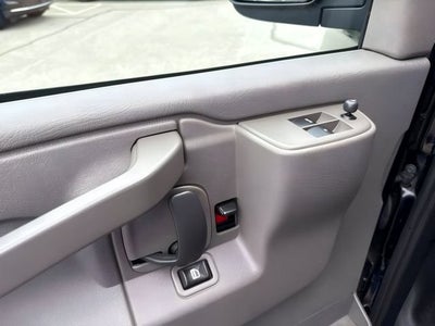 2020 Chevrolet Express Cutaway 3500 Base