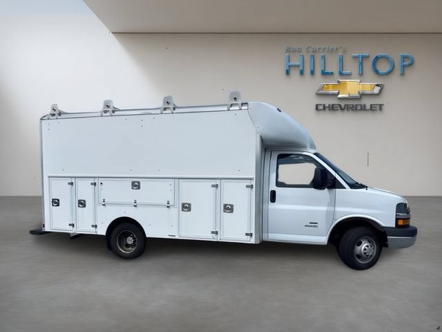 2021 Chevrolet Express Cutaway 4500 Base
