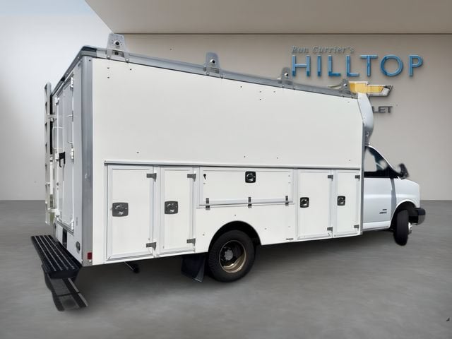 2021 Chevrolet Express Cutaway 4500 Base