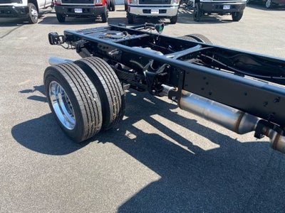 2024 Chevrolet Silverado 5500 HD Work Truck