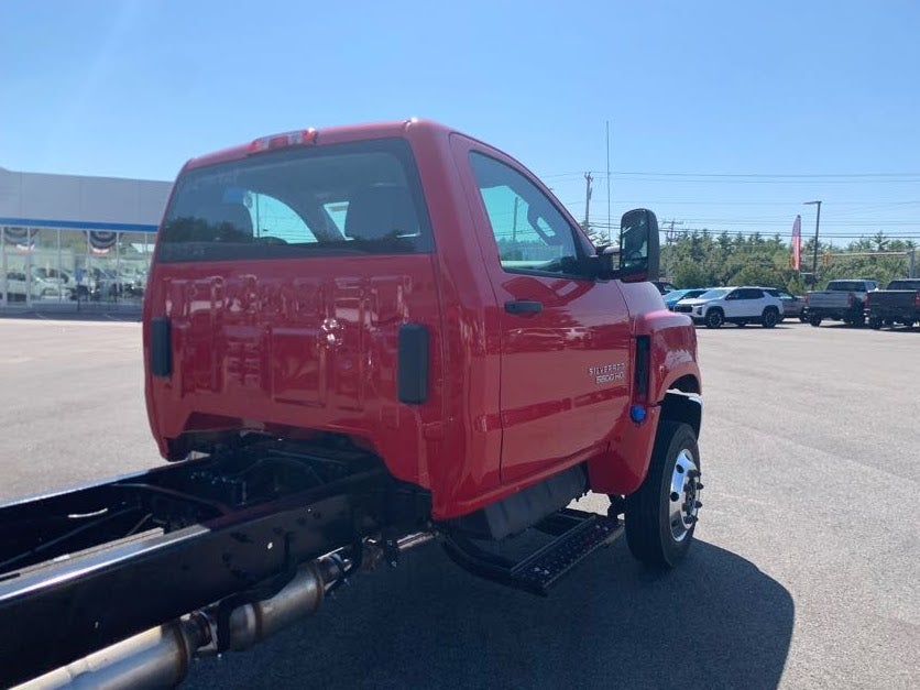 2024 Chevrolet Silverado 5500 HD Work Truck