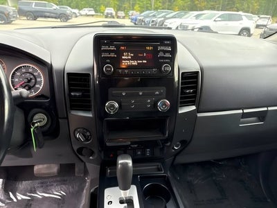 2013 Nissan Titan SV