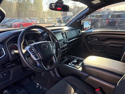 2018 Nissan Titan SV