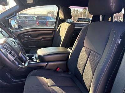 2018 Nissan Titan SV