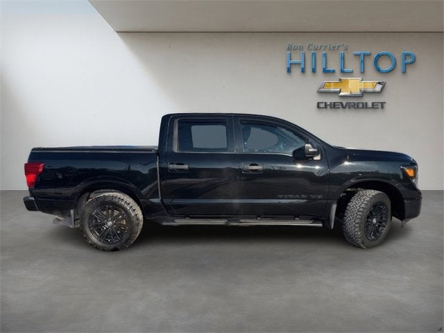 2018 Nissan Titan SV