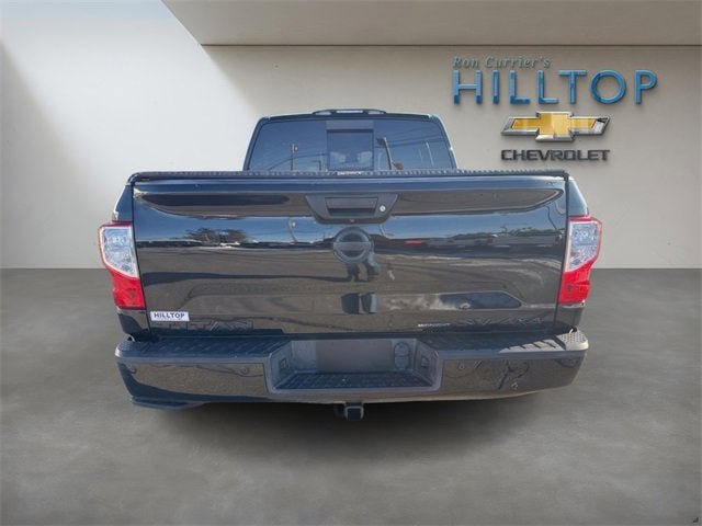 2018 Nissan Titan SV