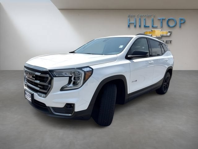 2024 GMC Terrain AT4
