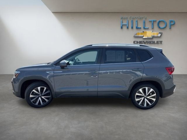 2022 Volkswagen Taos SE