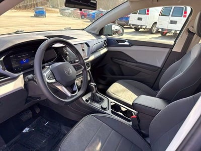 2022 Volkswagen Taos SE