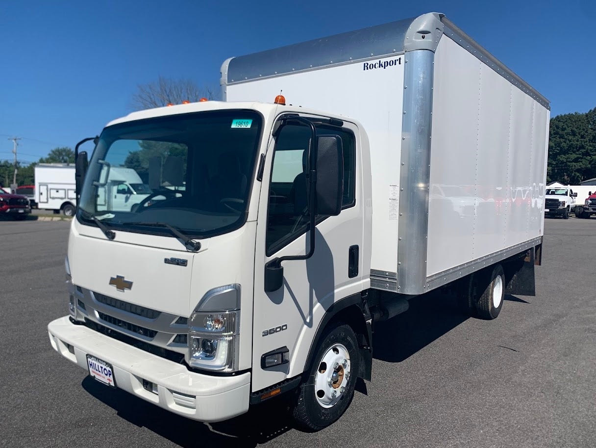 2024 Chevrolet Low Cab Forward 3500 Base