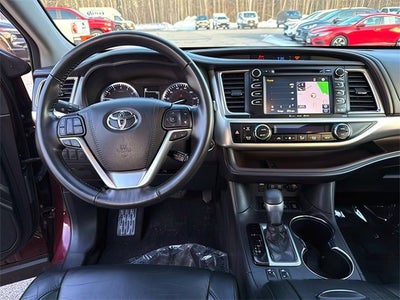 2018 Toyota Highlander SE