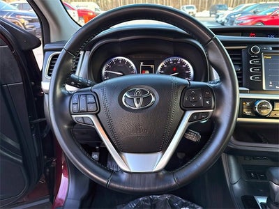 2018 Toyota Highlander SE