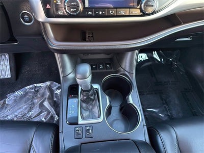 2018 Toyota Highlander SE