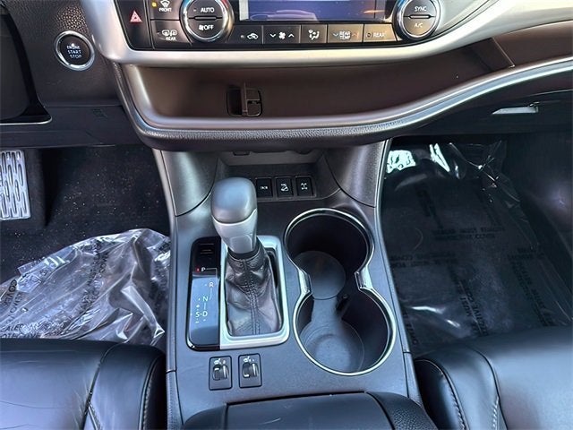 2018 Toyota Highlander SE