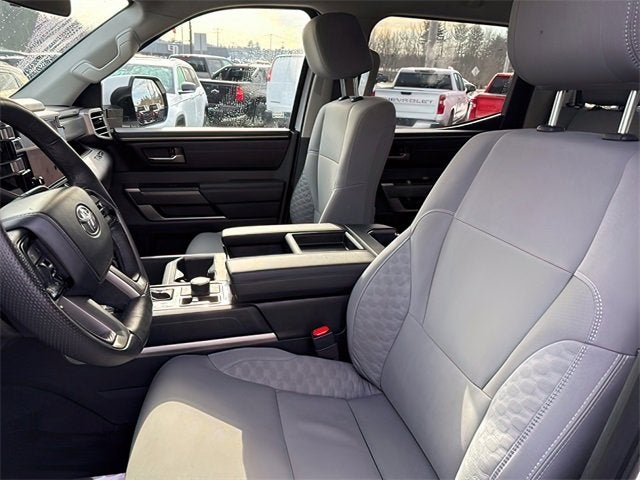 2024 Toyota Tundra 4WD SR5