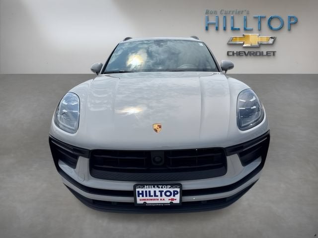 2023 Porsche Macan Base