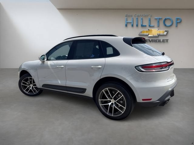 2023 Porsche Macan Base