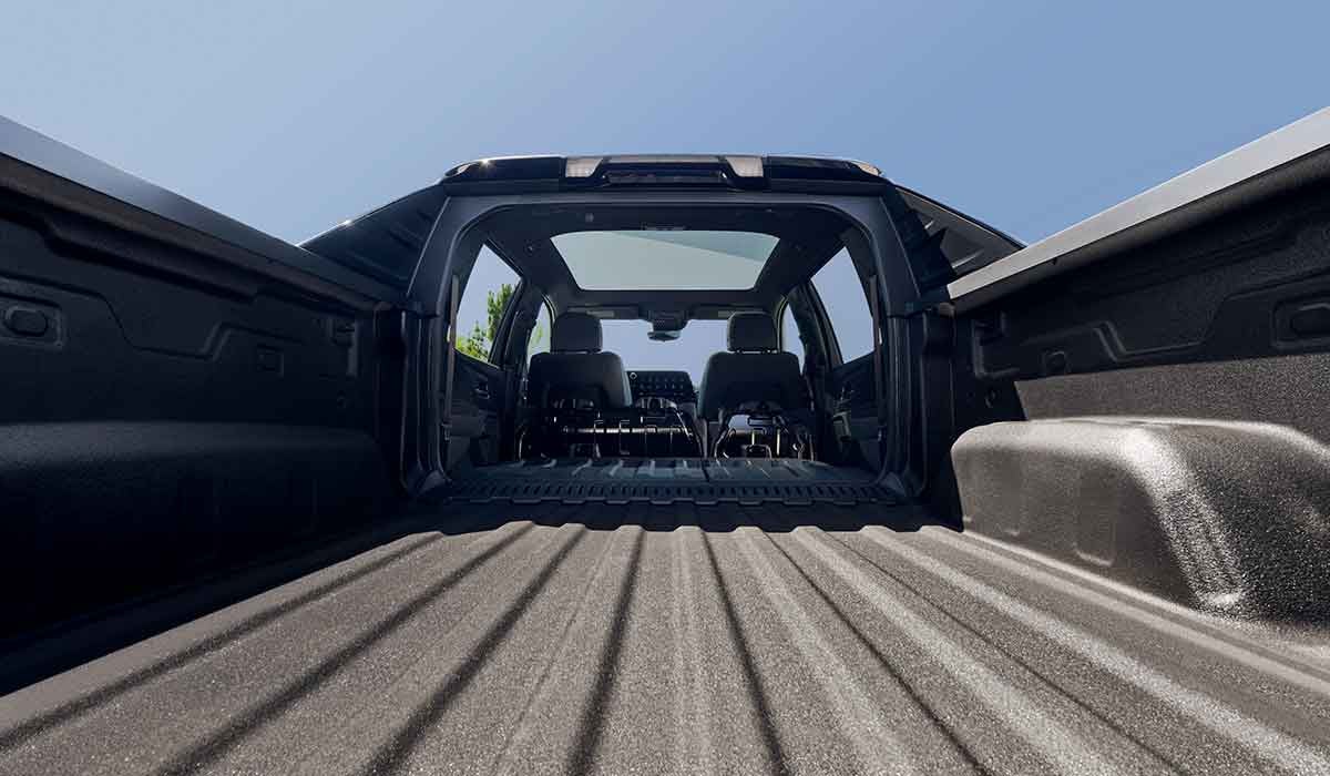 Ron Currier's Hilltop Chevrolet in Somersworth NH